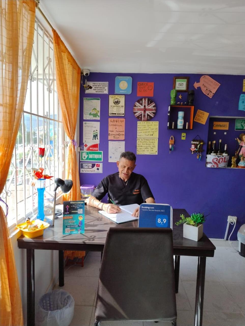 Zipaquirá Zipa Hostel מראה חיצוני תמונה